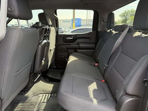 Used 2022 Chevrolet Silverado 1500 Custom Trail Boss w/ Safety Confidence Package AWD/4WD image 9