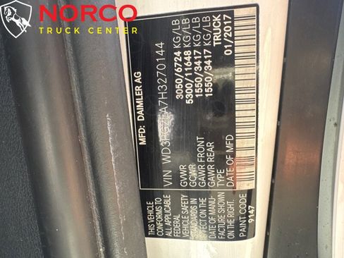 Used 2017 Mercedes-Benz Metris w/ Driver Efficiency Package image 23