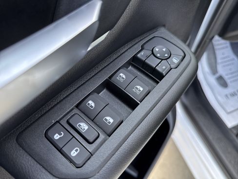 Used 2025 RAM 1500 Big Horn AWD/4WD image 13