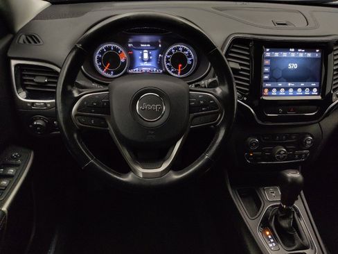 Used 2020 Jeep Cherokee Limited FWD image 22