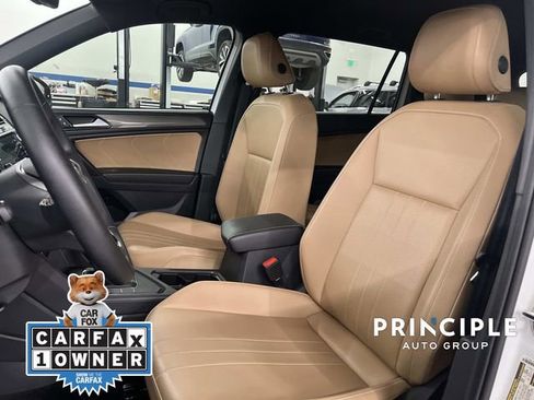 Used 2022 Volkswagen Tiguan SE image 15