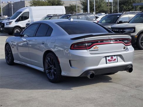 Used 2023 Dodge Charger Scat Pack w/ Technology Group image 5