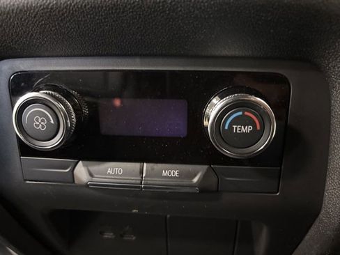 Used 2025 Buick Enclave Preferred image 18