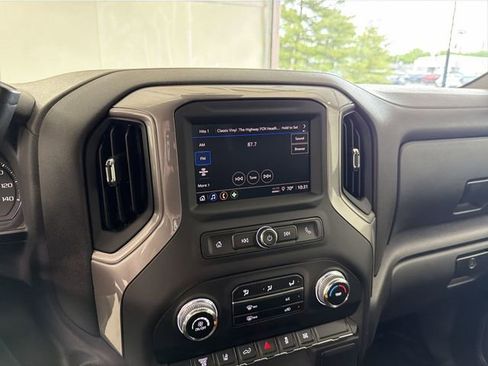 Certified 2024 GMC Sierra 2500 Pro AWD/4WD image 22