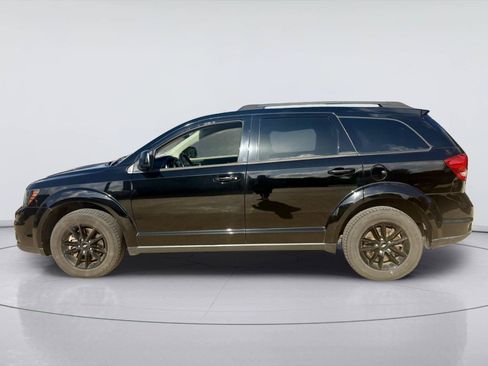 Used 2019 Dodge Journey SE w/ Connectivity Group FWD image 6