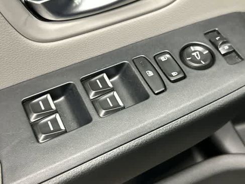 Used 2025 Honda Pilot Touring image 20