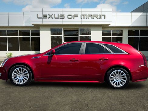 Used 2010 Cadillac CTS Premium AWD/4WD image 2