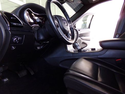 Used 2021 Jeep Grand Cherokee Limited w/ Quick Order Package 28K 80th AWD/4WD image 19