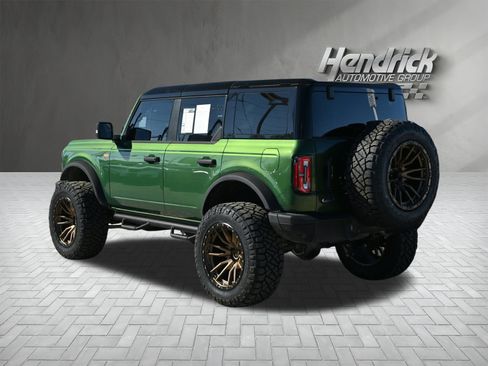Used 2024 Ford Bronco Badlands image 10