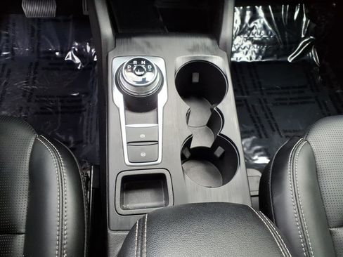 Used 2025 Ford Escape Platinum AWD/4WD image 13