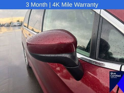 Used 2023 Chrysler Voyager LX FWD image 6