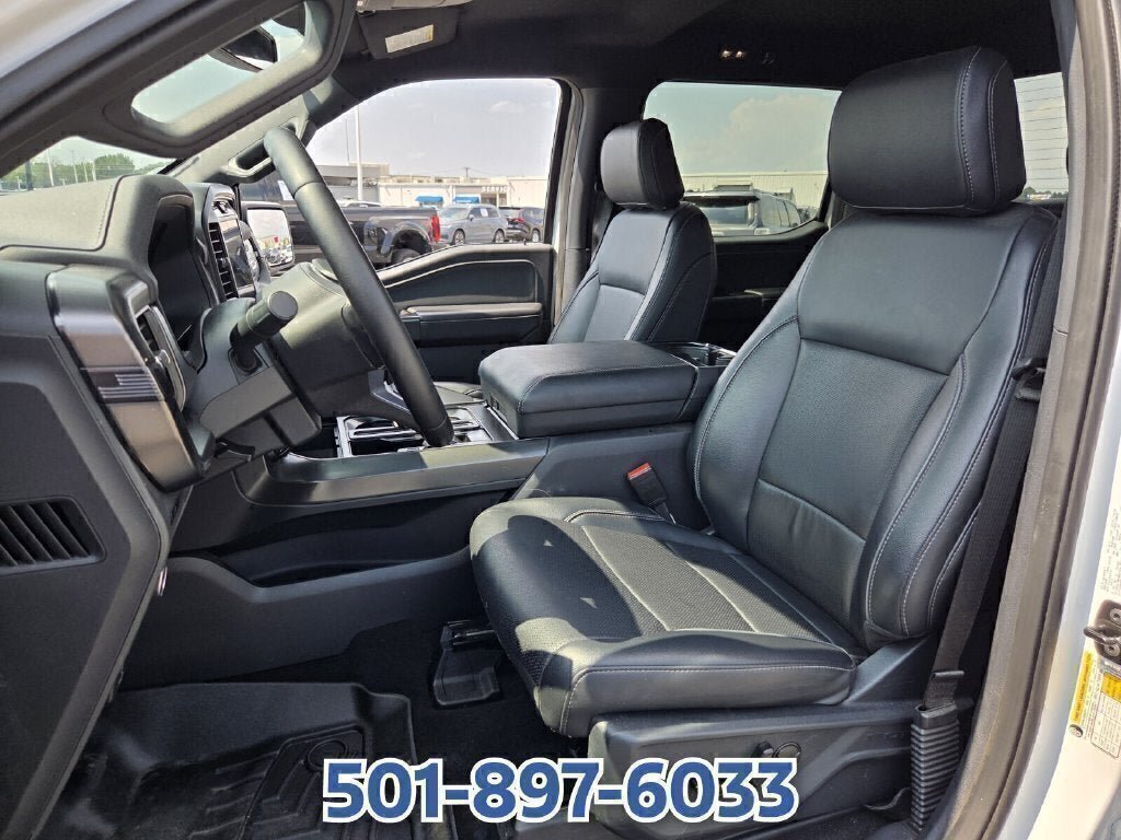 Used 2025 Ford F150 Lariat AWD/4WD image 9