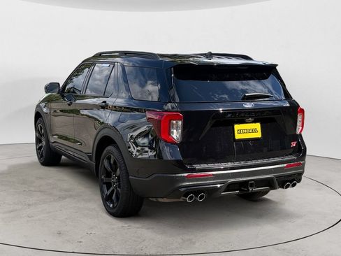 Certified 2023 Ford Explorer ST w/ Technology Package AWD/4WD image 7