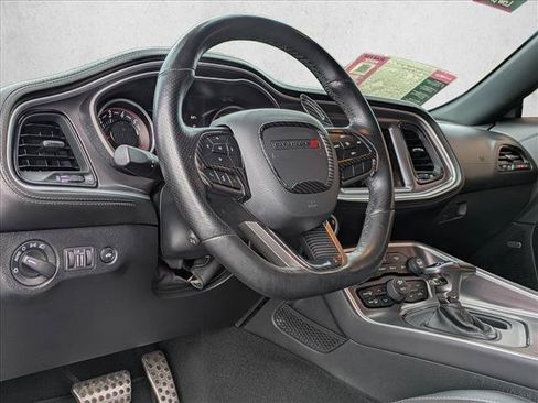 Used 2020 Dodge Challenger R/T Scat Pack RWD image 11
