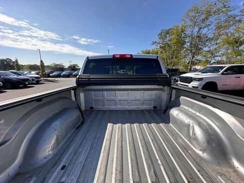 Used 2017 RAM 1500 Big Horn AWD/4WD image 13