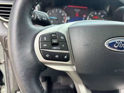 Used 2023 Ford Explorer XLT w/ Equipment Group 202A image 19