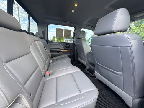 Used 2019 Chevrolet Silverado 2500 LTZ AWD/4WD image 9