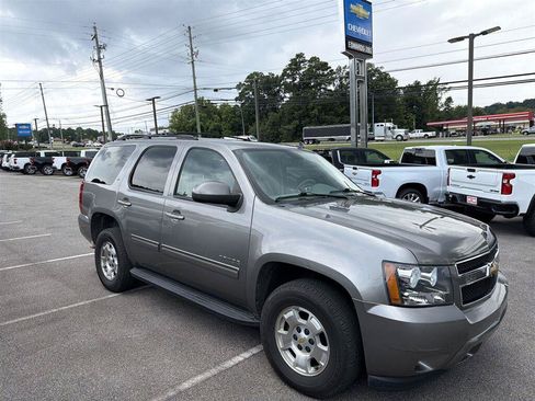 Used 2012 Chevrolet Tahoe LT w/ Luxury Package RWD image 4