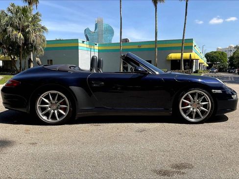 Used 2006 Porsche 911 Carrera 4S AWD/4WD image 38