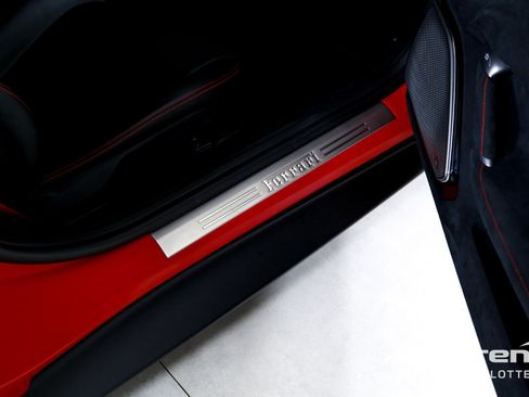 Used 2023 Ferrari Roma image 23