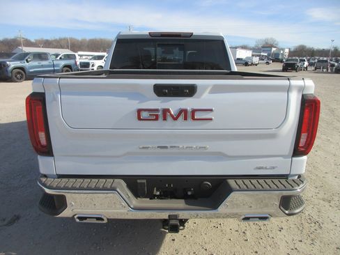 New 2026 GMC Sierra 1500 SLT w/ SLT Premium Plus Package image 6