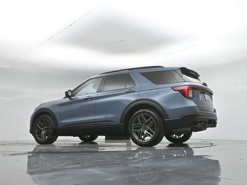 Certified 2025 Ford Explorer ST w/ Sun And Sound Package AWD/4WD image 56