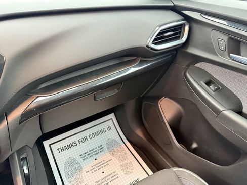 Used 2022 Chevrolet TrailBlazer LT w/ Convenience Package image 34