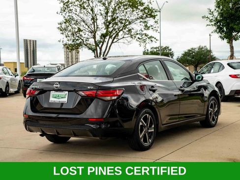 Used 2024 Nissan Sentra SV FWD image 4