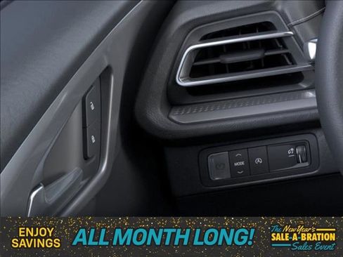 New 2025 Chevrolet Traverse LT w/ LPO, Floor Liner Package image 22