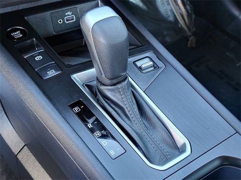 Used 2025 Nissan Kicks S image 18