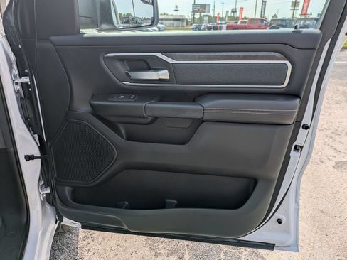 Used 2023 RAM 1500 Big Horn AWD/4WD image 30