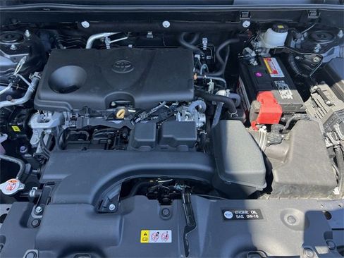 Used 2023 Toyota RAV4 XLE Premium image 28