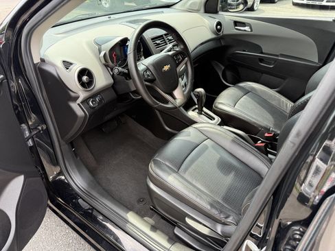 Used 2016 Chevrolet Sonic LTZ FWD image 8