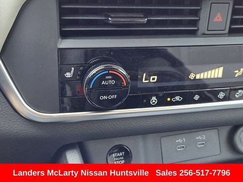 Used 2026 Nissan Rogue SV FWD image 21