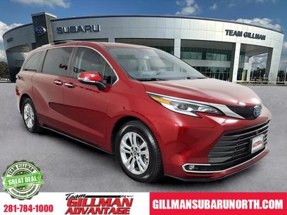 Used 2022 Toyota Sienna Platinum