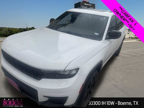 Used 2023 Jeep Grand Cherokee L Laredo AWD/4WD image 4