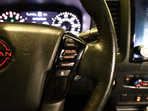 Used 2023 Nissan Frontier PRO-4X w/ Technology Package image 12