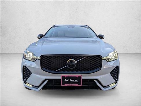 New 2026 Volvo XC60 B5 Ultra w/ Climate Package image 7