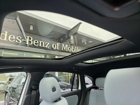 New 2026 Mercedes-Benz GLA 250 image 8