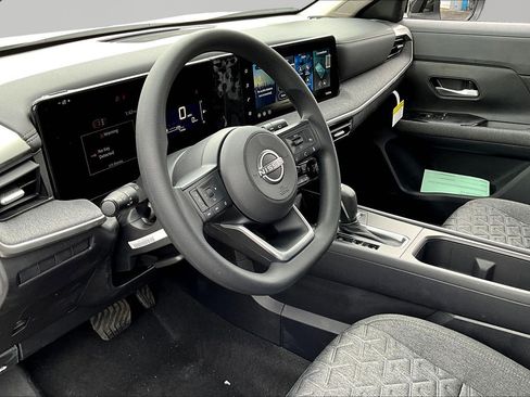 New 2026 Nissan Kicks SV AWD/4WD image 16