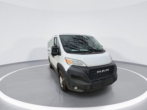 New 2026 RAM ProMaster 2500 w/ Convenience Group FWD image 3