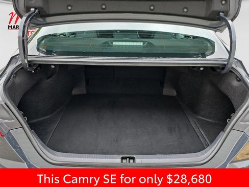 Used 2025 Toyota Camry SE FWD image 19