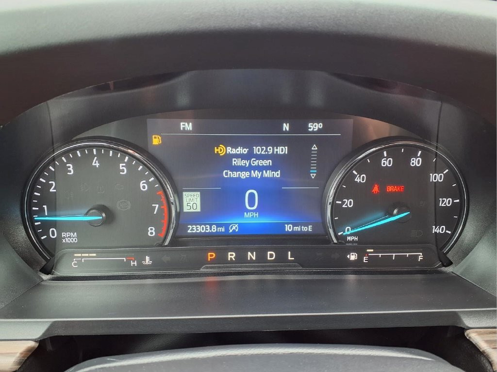 Used 2024 Ford Explorer Limited w/ Limited Technology Package AWD/4WD image 17
