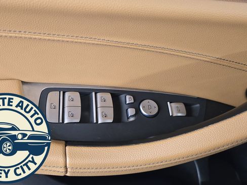 Used 2021 BMW X3 xDrive30e w/ Executive Package image 25