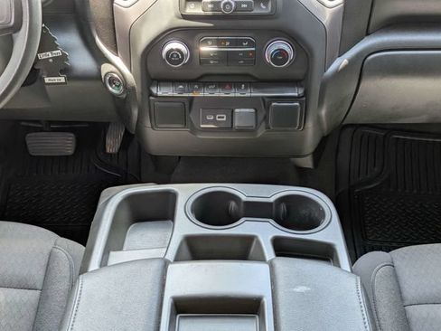 Used 2023 Chevrolet Silverado 1500 Custom AWD/4WD image 18