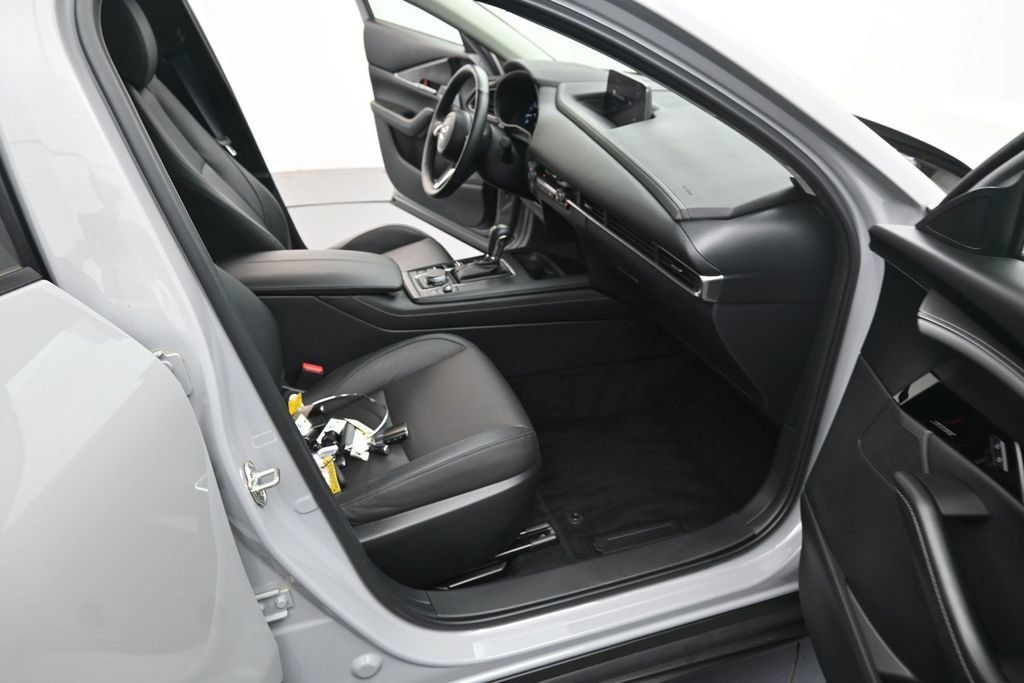 Used 2026 MAZDA CX-30 AWD 2.5 S w/ Premium Package image 19
