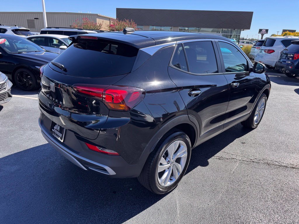 Used 2025 Buick Encore GX Preferred w/ Comfort Package AWD/4WD image 5