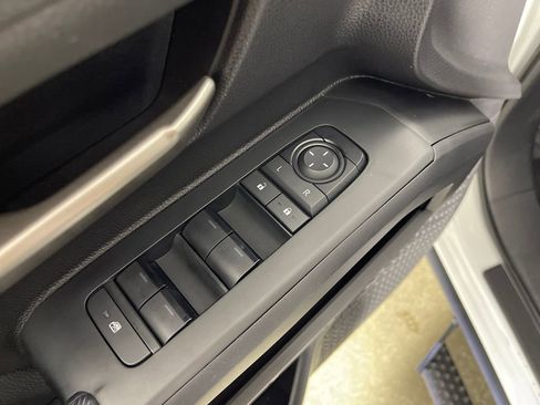 Certified 2025 Toyota Tacoma TRD Off-Road w/ TRD Off Road Premium Package image 16