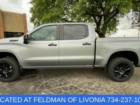 Used 2024 Chevrolet Silverado 1500 LT Trail Boss w/ LT Trail Boss Premium Package AWD/4WD image 5