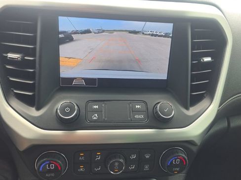 Used 2020 GMC Acadia SLT w/ Driver Alert Package II FWD image 52